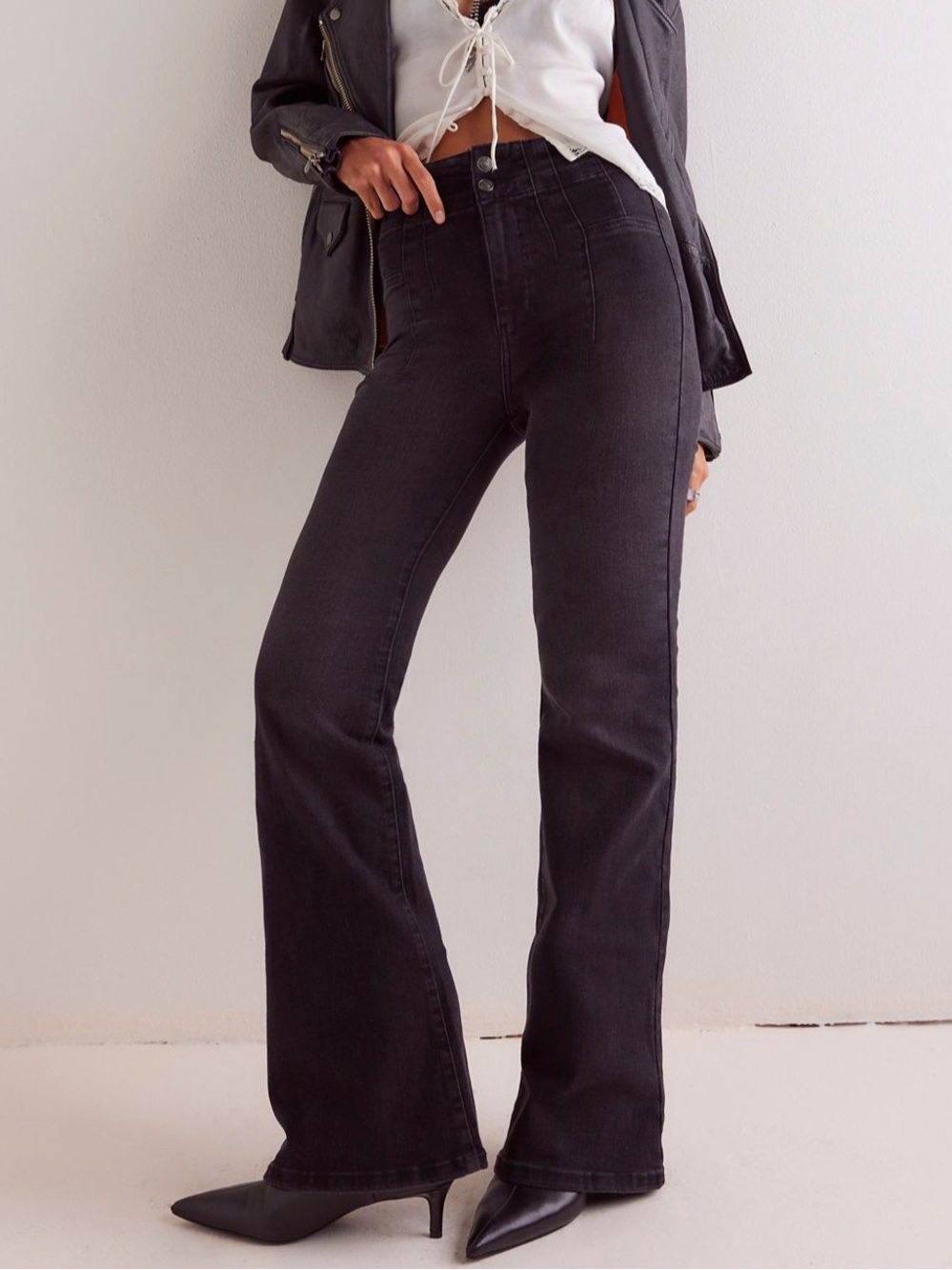 Free People We the Free Jayde Flare High Rise Jeans in Onyx Sz 25